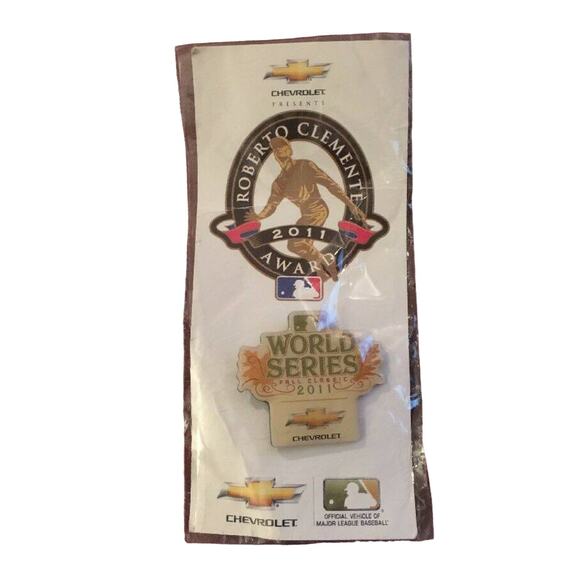 New In Package 2011 World Series Baseball Roberto Clemente Award Chevrolet Pin - Picture 1 of 2